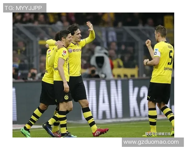 德累斯顿与帕德博恩的激烈对决谁能笑到最后分析比赛前景与球队状态